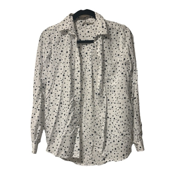 beachlunchlounge Tops - Beach Lunch Lounge Super Soft Button Down Blue and White Stars Shirt Size Small